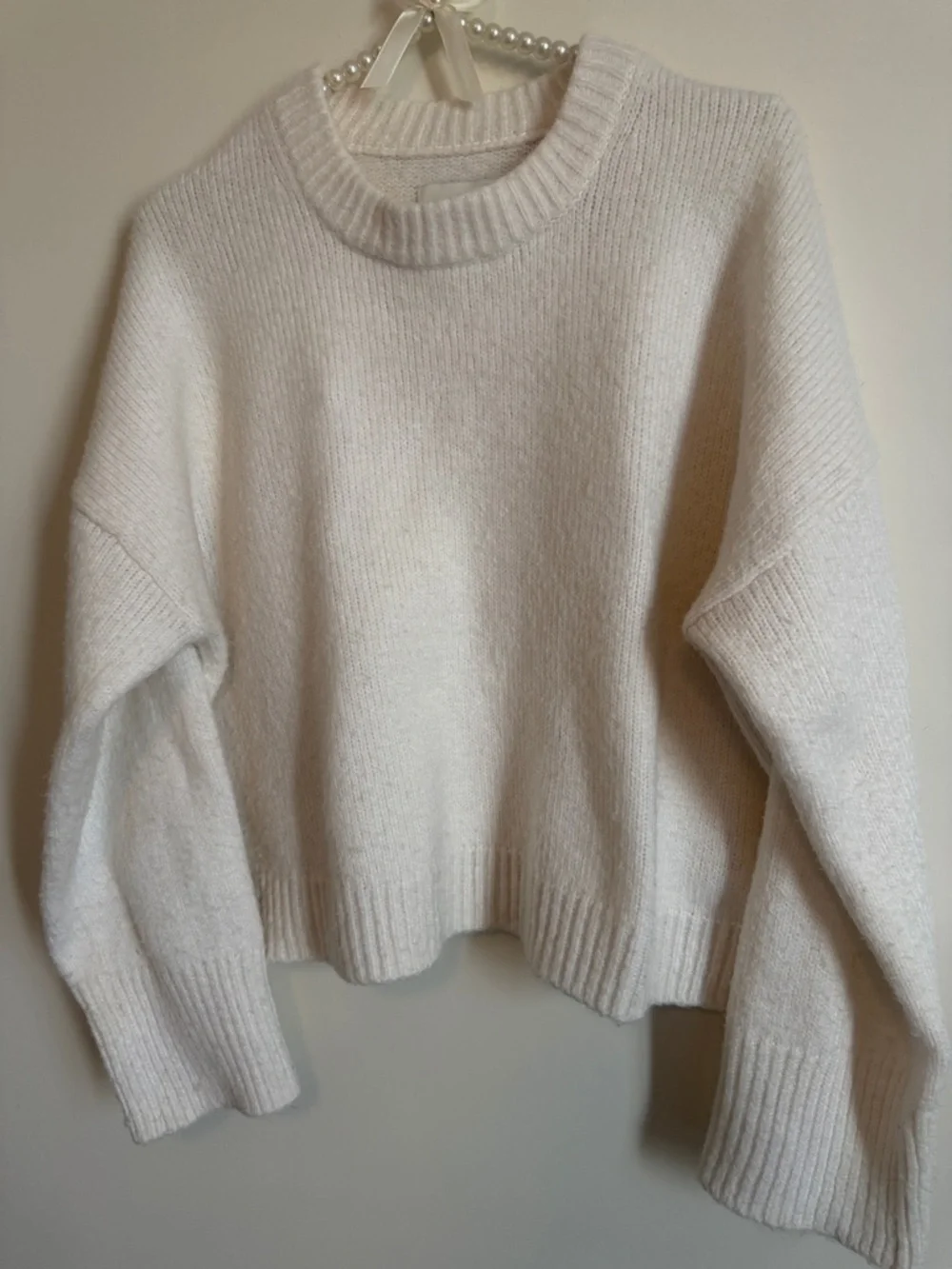 Abercrombie & Fitch Ivory/cream Crewneck Sweater - Picture 2 of 9